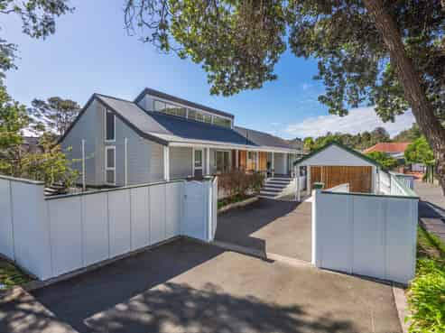 175 Raumati Road, Raumati Beach