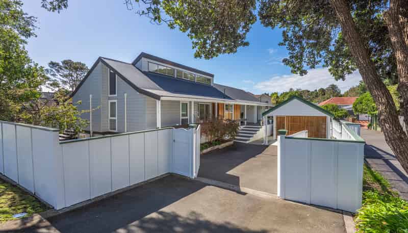 175 Raumati Road, Raumati Beach