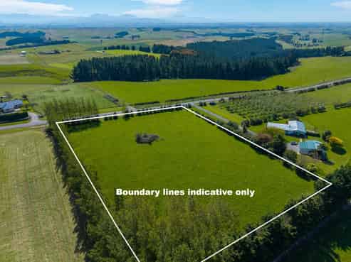 801 Rolling Ridges Road, Levels Valley
