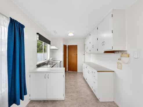 63 Alexander Avenue, Onekawa