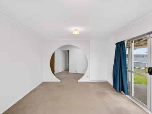 63 Alexander Avenue, Onekawa