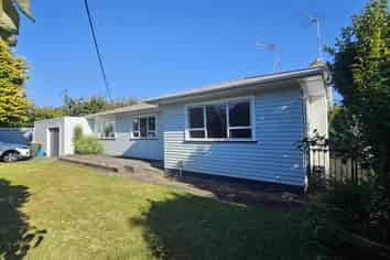 206 Tukapa Street, Westown