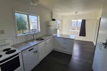 206 Tukapa Street, Westown