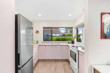 22/18 King Street, Petone