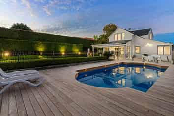 25 Chesterfield Avenue, Glendowie