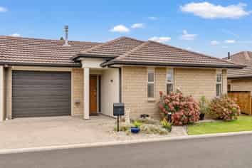 16 Havenbrook Way, Pyes Pa