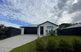 15 Guano Cr, Cromwell