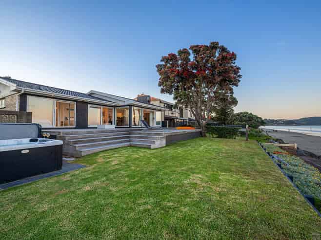 305 Hibiscus Coast Highway, Orewa