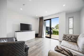 10/3 Walsh Road, Milldale