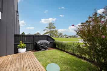 10/3 Walsh Road, Milldale