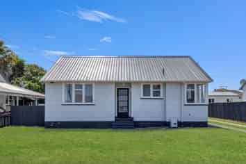 33 Matipo Street, Castlecliff