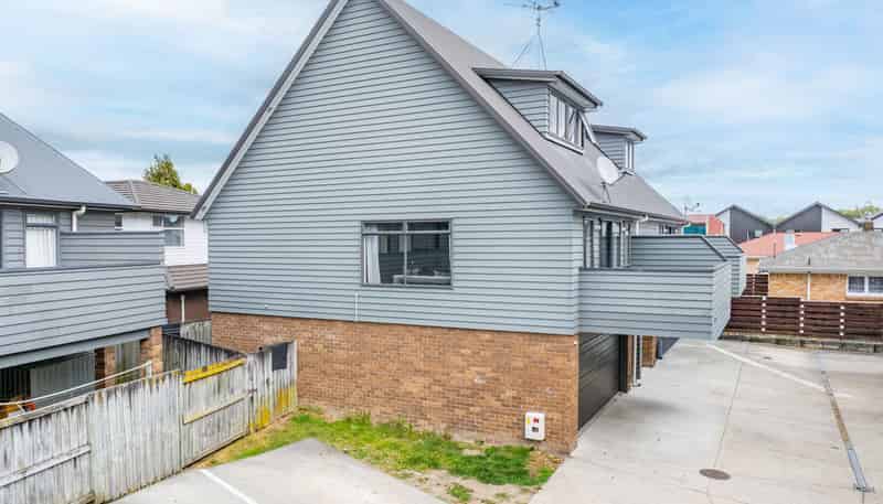 15B Greensboro Street, Hamilton East