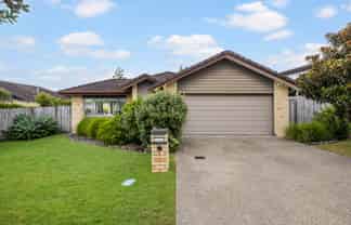 7 Anchorite Way, Red Beach