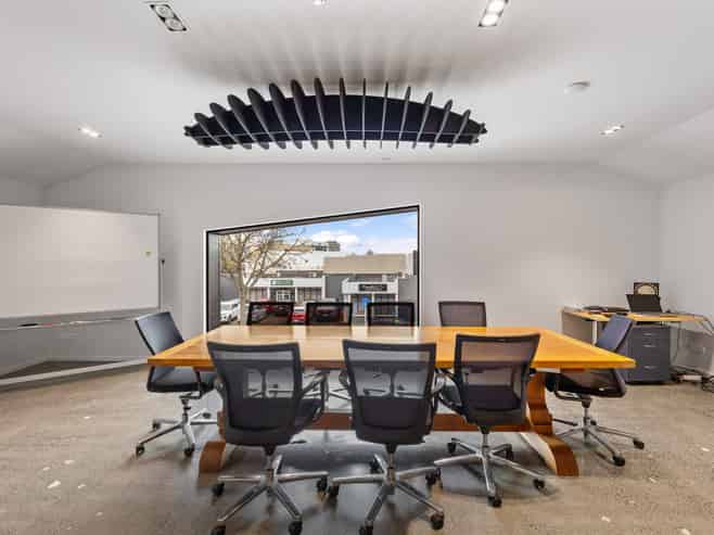 CBD Fringe Office – Lease Whole or Part