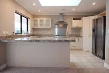 6 Trusham Ct, Paraparaumu