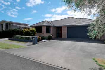 6 Trusham Ct, Paraparaumu