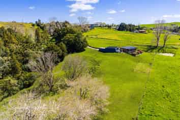 32 Nikau Lane, Maungaturoto
