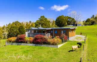 32 Nikau Lane, Maungaturoto