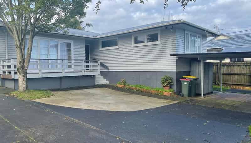 13 Larnoch Road, Henderson