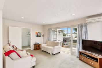 13 Larnoch Road, Henderson