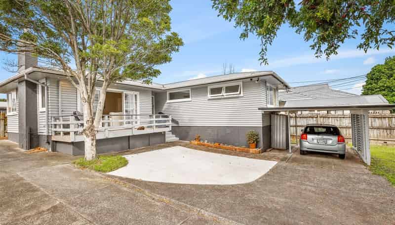 13 Larnoch Road, Henderson