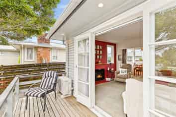 13 Larnoch Road, Henderson