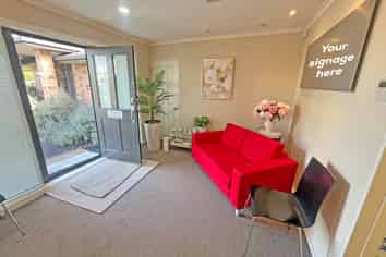 GROUND FLOOR OFFICE ALONG TE IRIRANGI DRIVE
