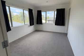 3 Carol Lee Place, Albany