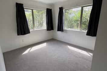 3 Carol Lee Place, Albany