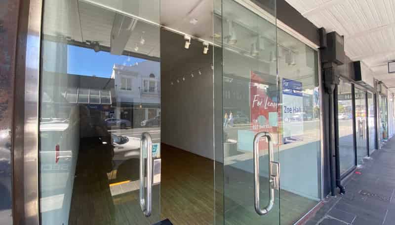 226  Broadway , Newmarket