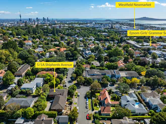 5/1A Shipherds Avenue, Epsom