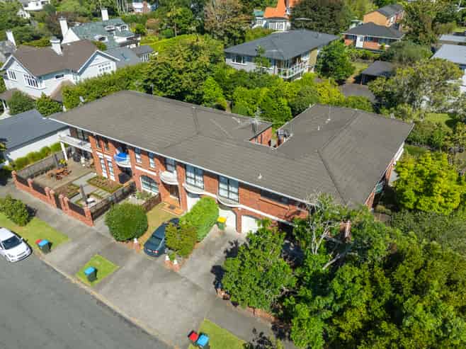 5/1A Shipherds Avenue, Epsom