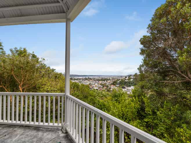 15 Clifford Street, Dalmore