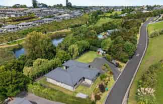 5 Southill Way, Pyes Pa