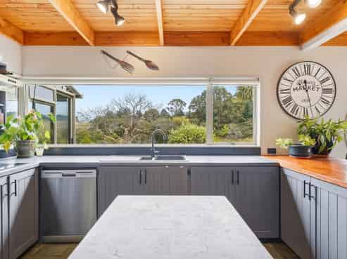 24 Sandcroft Drive, Westmere