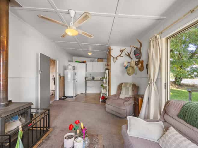 1 Reid Avenue, Luggate