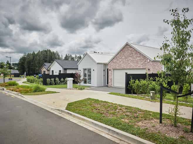  Rongoa Maori Way, Pukekohe