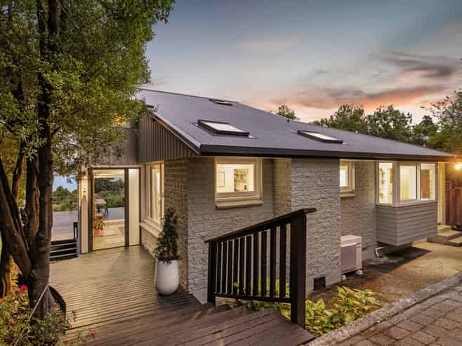 81 Main Road, Governors Bay