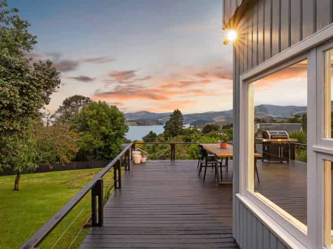 81 Main Road, Governors Bay