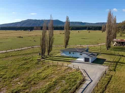 712 Ash Pit Road, Rerewhakaaitu