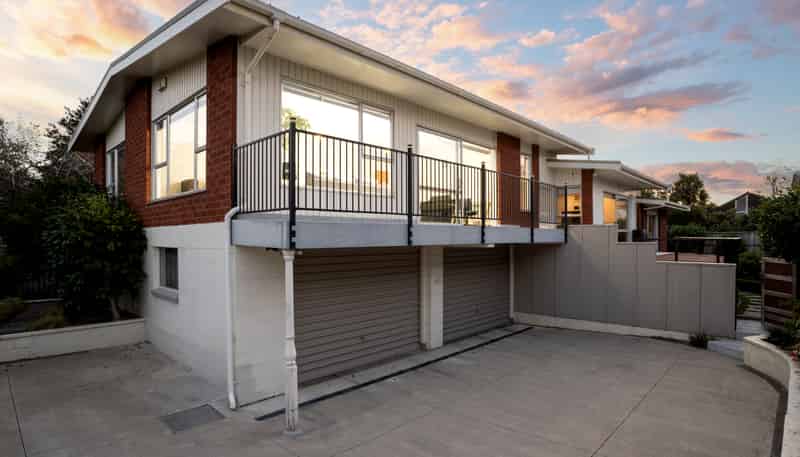 309 Avonhead Road, Avonhead