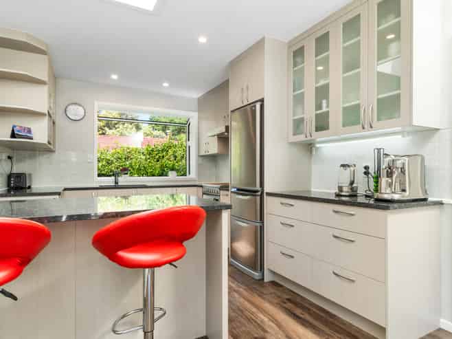 309 Avonhead Road, Avonhead