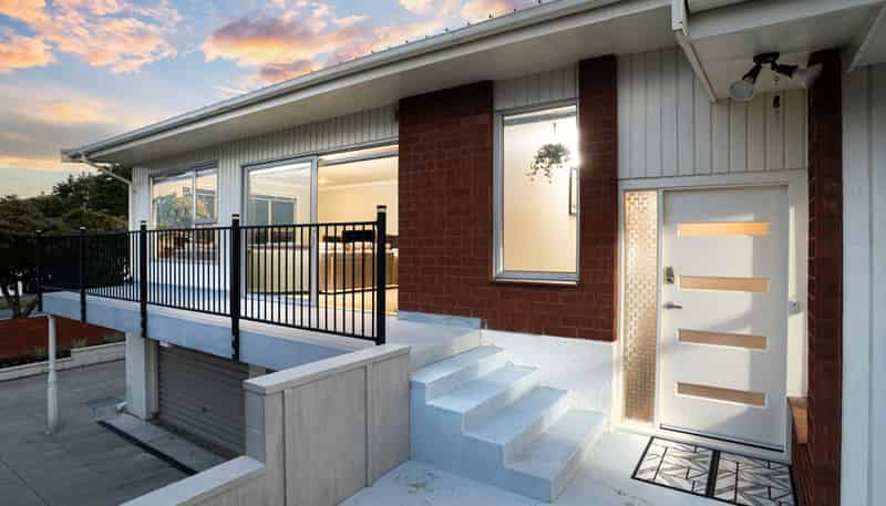 309 Avonhead Road, Avonhead