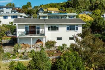 80 Arapiki Road, Stoke