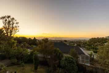 80 Arapiki Road, Stoke