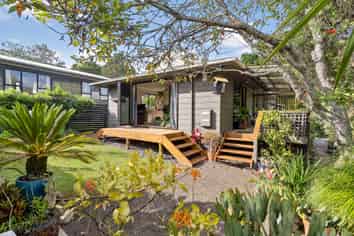 4/42 Fairlands Avenue, Waterview