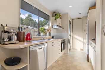 4/42 Fairlands Avenue, Waterview