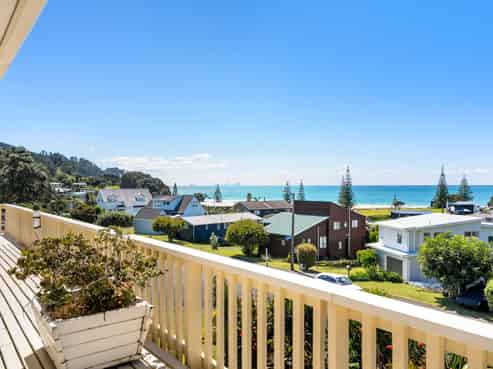 101 Titiro Place, Onemana