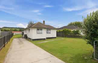 28 Meadowbank Crescent, Fordlands