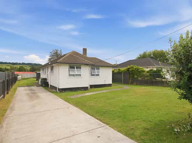 28 Meadowbank Crescent, Fordlands